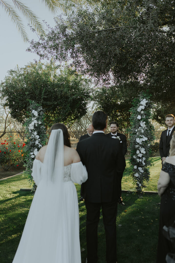 An outdoor wedding ceremony in Fresno CA
